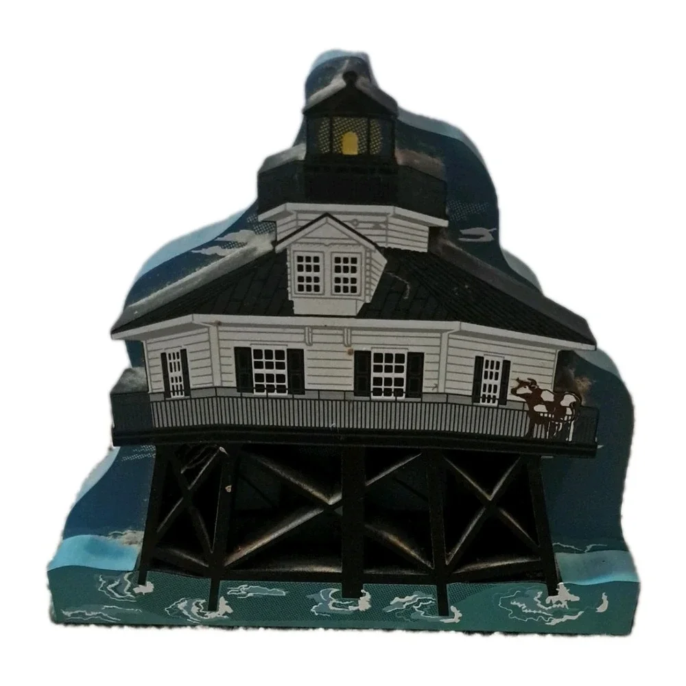 Sheila's Collectibles Shelf Sitter Middle Bay Lighthouse Mobile Alabama 1998